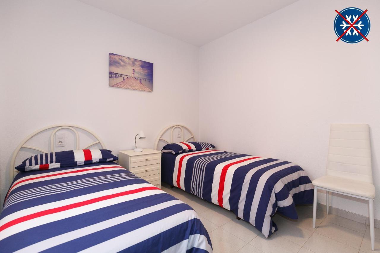Uhc Stella Maris Apartments Cambrils Exterior photo